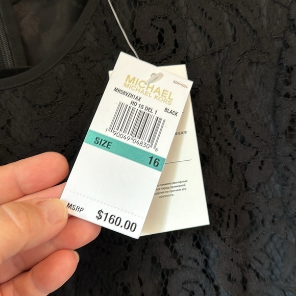 Michael Kors dress Black lined short sleeve zip back size 16 NWT pockets - Picture 4 of 4